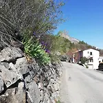 Gites Les Tilleuls Bed & Breakfast 2*